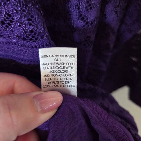 Christopher & Banks Womens M Purple Lace 3/4 Sleeve Top Lined Scoop Neck NEW - Picture 8 of 10